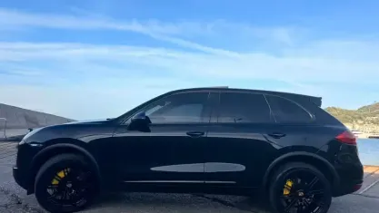 Usata Porsche Cayenne 245 CV (180 kW) 2011 Nero SUV