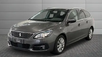 Usado Peugeot 308 SW Active 131 CV (96 kW) 2021 Familiar