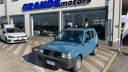 Usata Fiat 750 S 34 CV (25 kW) 1990 Verde Berlina