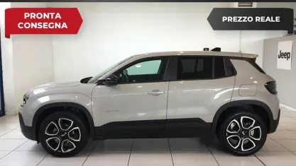 Usata Jeep Avenger EV Summit 114 kW (156 CV) 2025 Grigio SUV