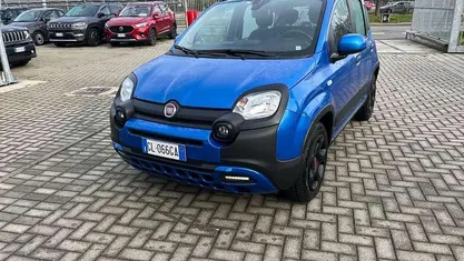 Blu Usata 2022 Fiat Panda Cross Cross Utilitaria | 10.990 € (Ottimo prezzo)