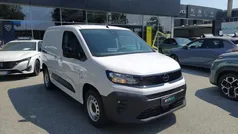 Bianco Nuova 2025 Opel Combo Monovolume | 22.950 € (Buon prezzo)