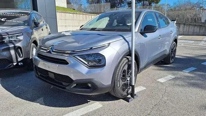 Usata 2024 Citroën C4 Feel SUV | 21.450 € (Buon prezzo)