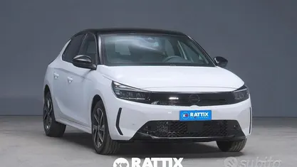 Usata Opel Corsa 101 CV (74 kW) 2025 Jade white Utilitaria