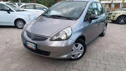 Grigio Usata 2007 Honda Jazz Due volumi | 3900 € (Buon prezzo)