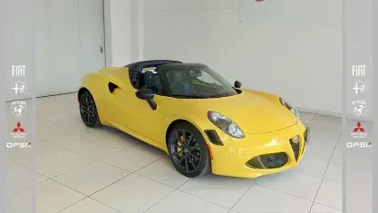 Usata Alfa Romeo 4C 241 CV (177 kW) 2019 Giallo Cabrio