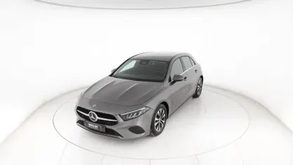 Usata Mercedes A180 Advanced 116 CV (85 kW) 2025 Grigio Berlina