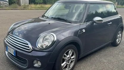 Usata Mini Cooper 98 CV (72 kW) 2012 Grigio Utilitaria