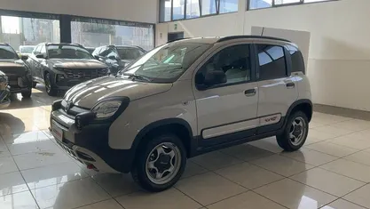 Usata Fiat Panda Cross Cross 86 CV (63 kW) 2024 Utilitaria