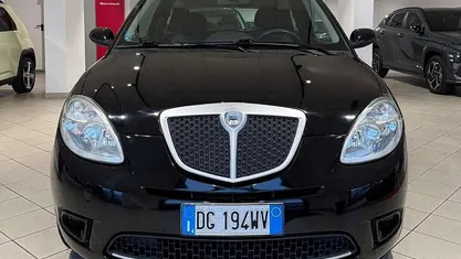 Usata 2007 Lancia Ypsilon Due volumi | 3900 € (Buon prezzo)