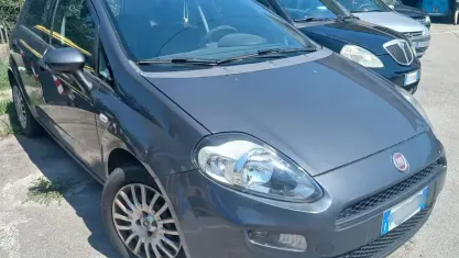 Usata Fiat Grande Punto 75 CV (55 kW) 2015 Blu Utilitaria