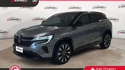 Usata Renault Austral Techno 199 CV (146 kW) 2023 Grigio SUV