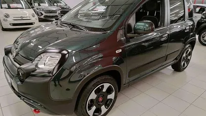 Usata 2024 Fiat Panda Cross Cross Utilitaria | 14.400 € (Buon prezzo)