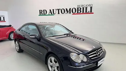 Usata Mercedes CLK320 Avantgarde 218 CV (160 kW) 2002 Azure blue metallic codice 366 Coupé
