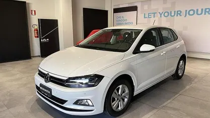 Usata 2020 VW Polo Comfortline Tre volumi | 15.200 € (Buon prezzo)
