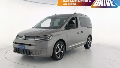Usata VW Caddy Style 114 CV (83 kW) 2023 Beige mojave metallizzato Monovolume