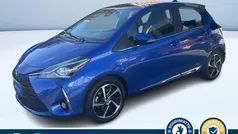 Blu metallizzato Usata 2019 Toyota Yaris Hybrid Style Tre volumi | 13.900 € (Buon prezzo)