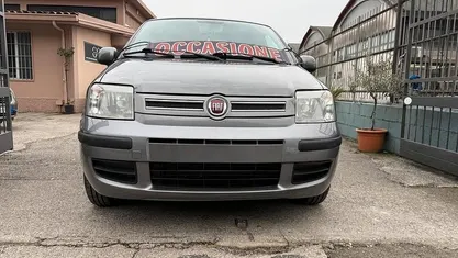 Usata Fiat Panda Emotion 69 CV (50 kW) 2010 Grigio Berlina