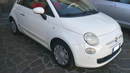 Usata Fiat 500 Pop 69 CV (50 kW) 2011 Bianco Utilitaria