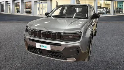 Grigio Usata 2025 Jeep Avenger Altitude SUV | 22.950 € (Buon prezzo)