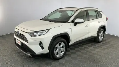 Usata Toyota RAV4 Hybrid Active 218 CV (160 kW) 2021 Bianco SUV