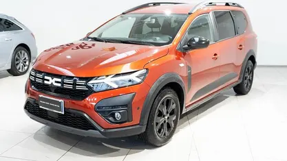 Usata Dacia Jogger Extreme 101 CV (74 kW) 2023 Arancione Monovolume