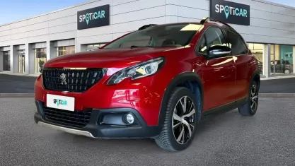 Usata Peugeot 2008 GT-line 110 CV (80 kW) 2019 Rosso SUV