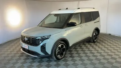Begagnad Ford Tourneo Courier Active 125 HK (91 kW) 2024 Grå Minibuss