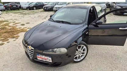 Usata Alfa Romeo 147 105 CV (77 kW) 2009 Other Utilitaria