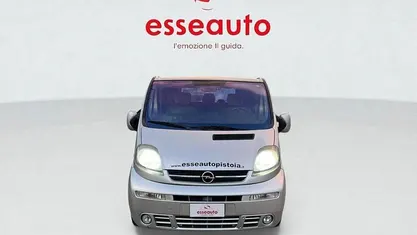 Grigio Usata 2005 Opel Vivaro Monovolume | 10.900 € (Ottimo prezzo)