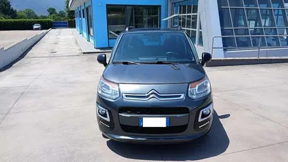 Grigio Usata 2017 Citroën C3 Picasso Feel Monovolume | 7500 € (Buon prezzo)