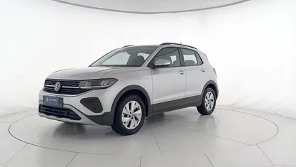 Usata 2024 VW T-Cross Life SUV | 21.900 € (Buon prezzo)