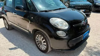 Usata Fiat 500L Lounge 85 CV (62 kW) 2014 Nero Monovolume