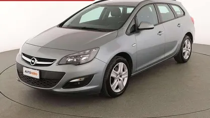 Usata Opel Astra 110 CV (80 kW) 2015 Grigio Station wagon