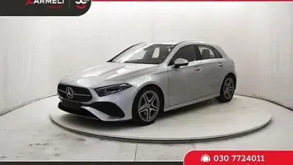 Usata Mercedes A180 Premium 136 CV (100 kW) 2025 Argento hightech Berlina