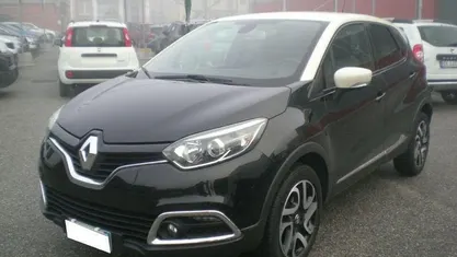Usata 2016 Renault Captur Intens SUV | 9450 € (Cara)