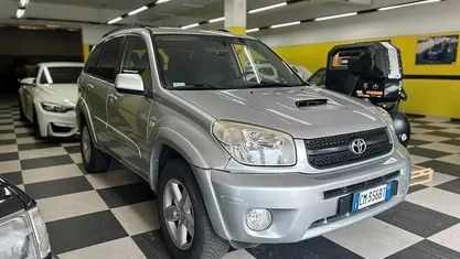 Gray Usata 2005 Toyota RAV4 SUV | 3990 €