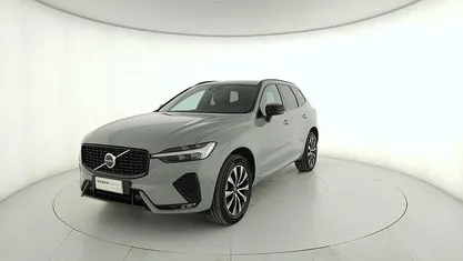Usata Volvo XC60 Plus 250 CV (183 kW) 2025 Vapour grey SUV