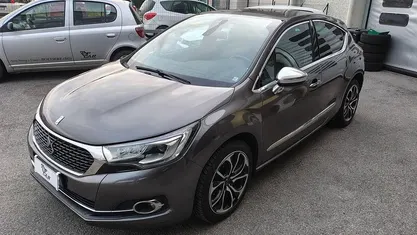 Occasion DS Automobiles DS4 Chic 131 ch (96 kW) 2016 Gris Berline