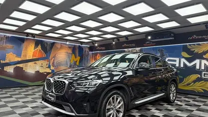 Usata BMW X4 Efficient Dynamics 190 CV (139 kW) 2022 Blu SUV