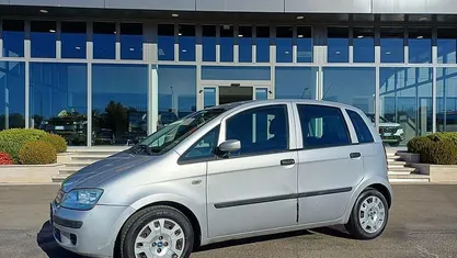 Usata Fiat Idea Active 77 CV (56 kW) 2006 Grigio Monovolume