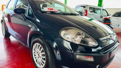 Usata Fiat Punto Evo Dynamic 75 CV (55 kW) 2012 Nero Utilitaria