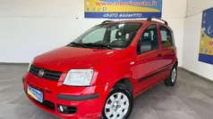 Rosso Usata 2007 Fiat Panda Dynamic Due volumi | 3690 € (Buon prezzo)