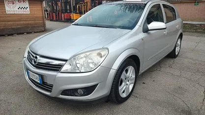 Usata Opel Astra Cosmo 116 CV (85 kW) 2010 Station wagon