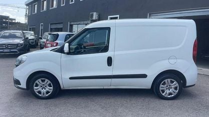 Usata Fiat Doblò 105 CV (77 kW) 2017 Bianco Monovolume