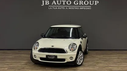Usata Mini Cooper D Hype 95 CV (69 kW) 2009 Beige Utilitaria