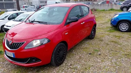 Usata 2022 Lancia Ypsilon Silver Due volumi | 11.900 € (Buon prezzo)