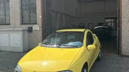Usata Opel Tigra 90 CV (66 kW) 1997 Giallo Coupé
