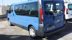 Blu/azzurro Usata 2009 Renault Trafic Monovolume | 10.450 € (Buon prezzo)
