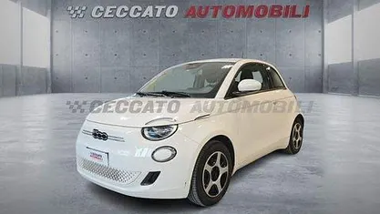 Bianco Usata 2021 Fiat 500e Passion Tre volumi | 12.967 € (Buon prezzo)